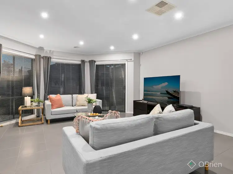 Fourth view of Homely house listing, 17 Dandelion Drive, Berwick VIC 3806