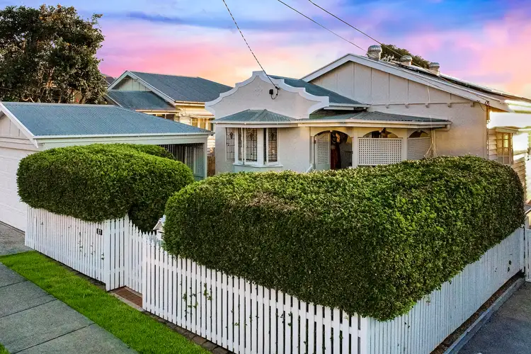87 Bundah Street, Camp Hill QLD 4152
