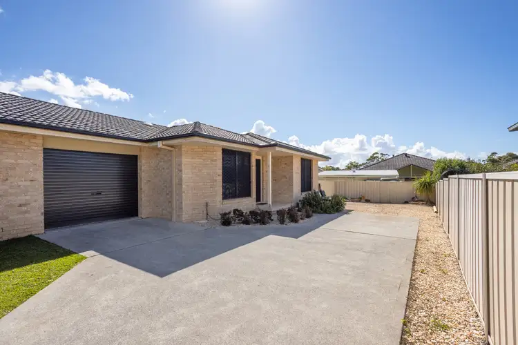 Main view of Homely unit listing, 2/7 Albatross Way, Old Bar NSW 2430