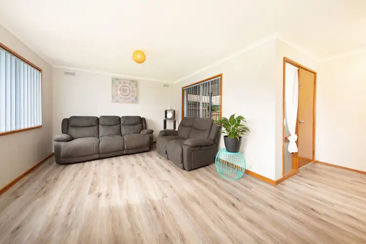 Second view of Homely house listing, 32 Nicole Crescent, Wodonga VIC 3690