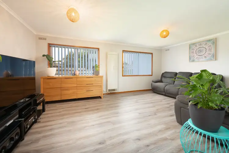 Fifth view of Homely house listing, 32 Nicole Crescent, Wodonga VIC 3690