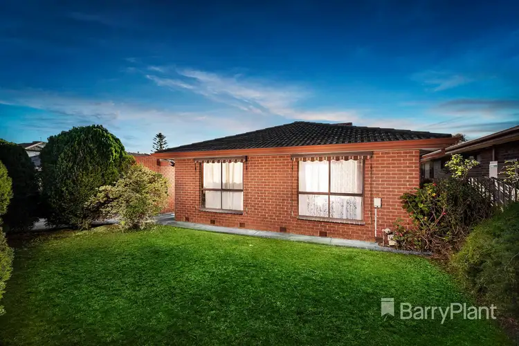 11 Strickland Avenue, Mill Park VIC 3082