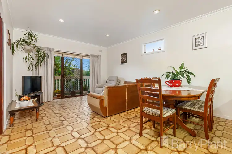 Fifth view of Homely house listing, 2 Ashbrook Circuit, Bundoora VIC 3083