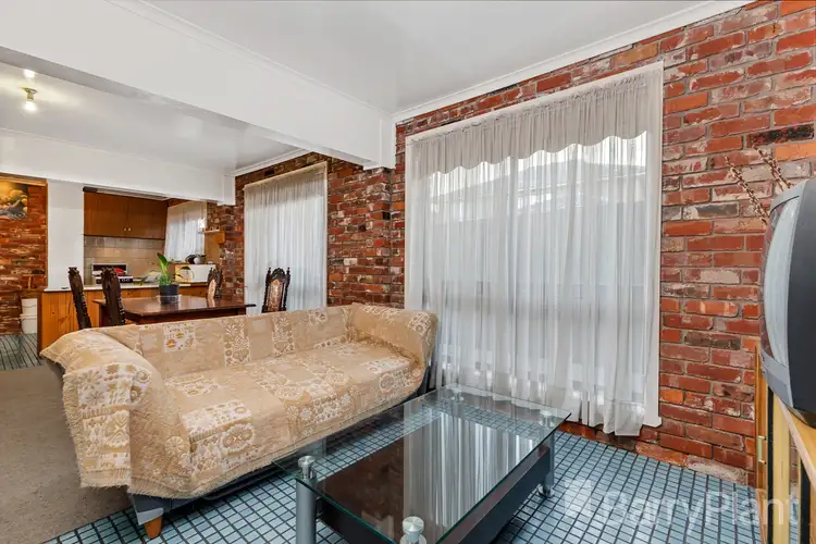 Sixth view of Homely house listing, 2 Ashbrook Circuit, Bundoora VIC 3083