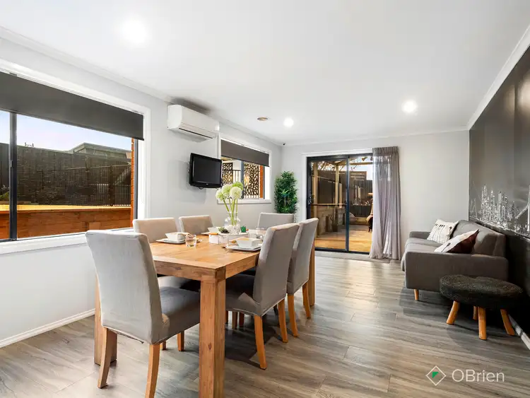 Sixth view of Homely house listing, 10 Fawn Court, Langwarrin VIC 3910