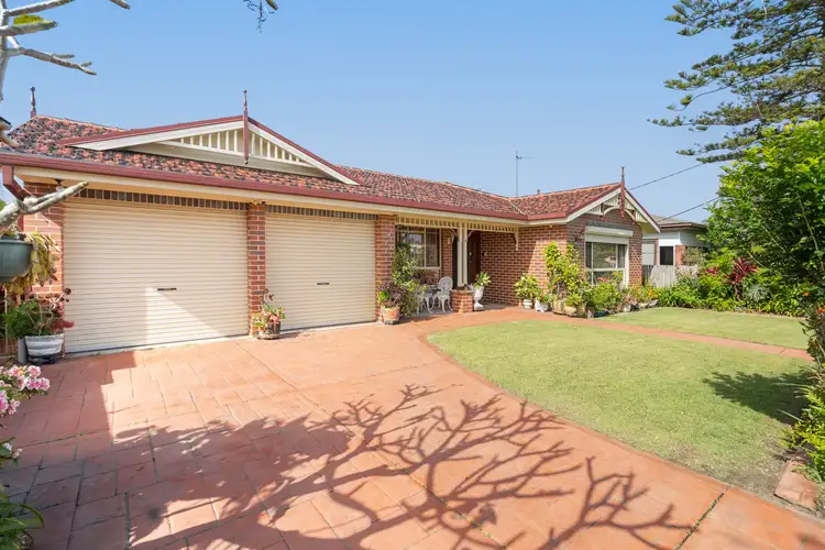 8 Watkins Street, Long Jetty NSW 2261