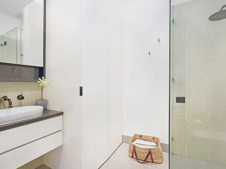 Sixth view of Homely apartment listing, 2/108 Keppel Street, Carlton VIC 3053