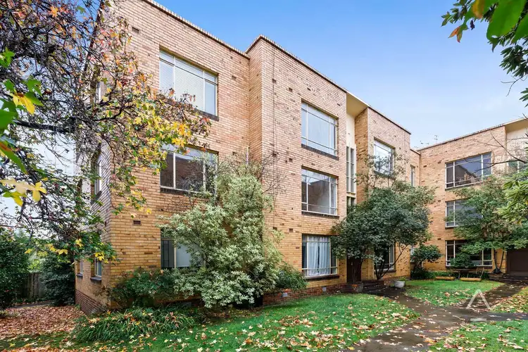 2/3 Tennyson Street, Elwood VIC 3184