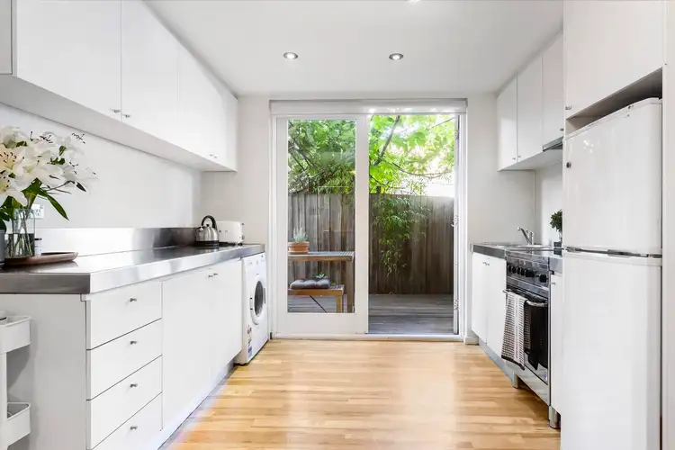 Fourth view of Homely apartment listing, 3/82 Buckingham Street, Richmond VIC 3121
