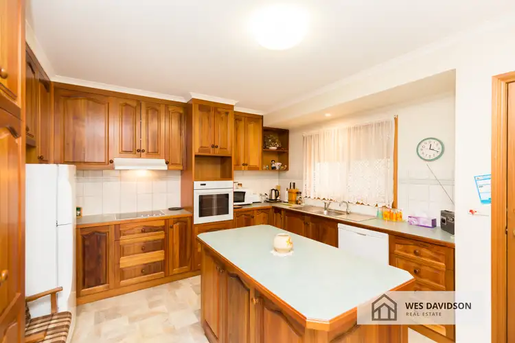 Fifth view of Homely house listing, 2 Finlayson Court, Horsham VIC 3400