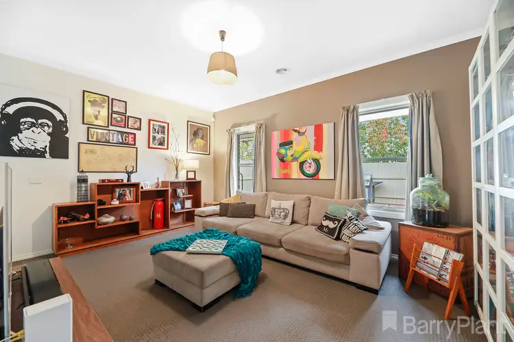 Fifth view of Homely house listing, 8 Mineral Court, Drouin VIC 3818