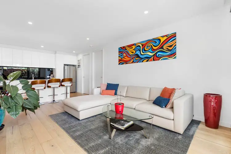 104/3 Raglan Street