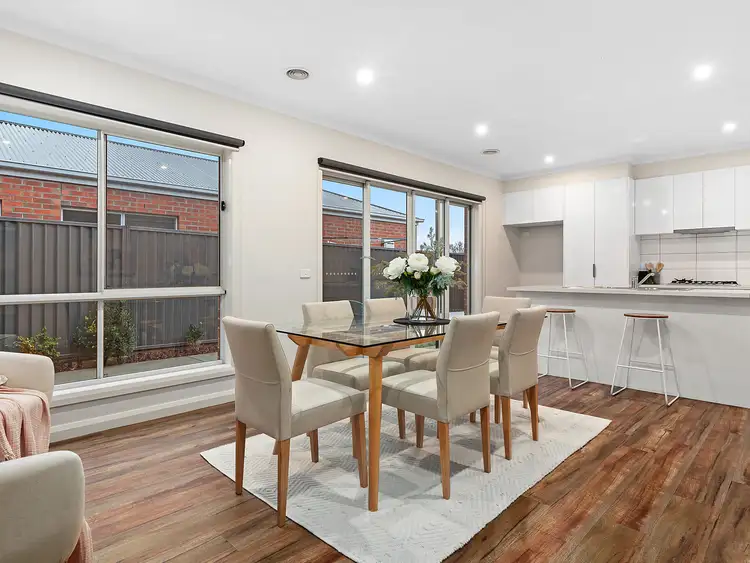 Fifth view of Homely house listing, 9/10 Wood Street, Soldiers Hill VIC 3350