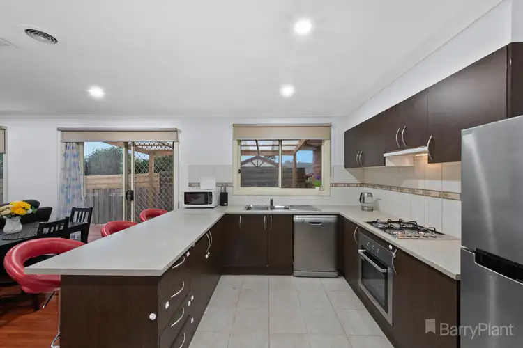 Sixth view of Homely house listing, 2/23 Fleur Court, Narre Warren South VIC 3805