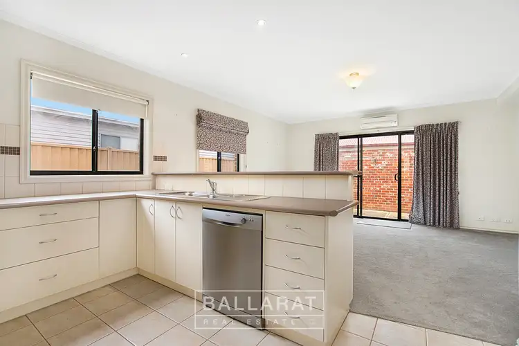 Fourth view of Homely unit listing, 1/305 Pleasant Street South, Ballarat Central VIC 3350