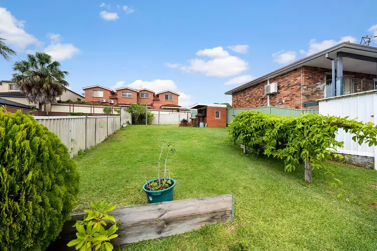 Sixth view of Homely semi-detached listing, 267 Woniora Road, Blakehurst NSW 2221