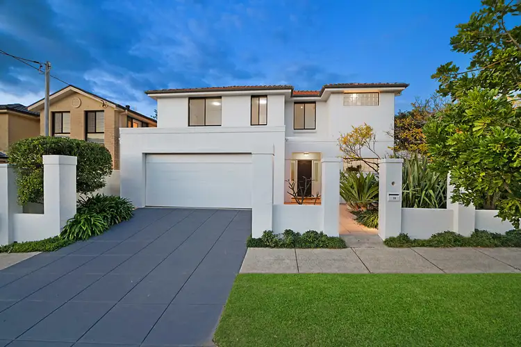 10 Nott Street, Merewether NSW 2291