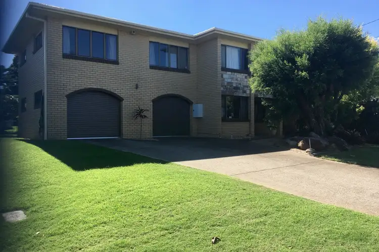 9 Montrose Parade, Wynnum West QLD 4178