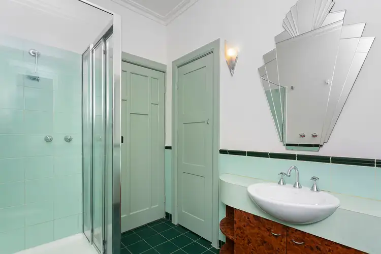 Third view of Homely apartment listing, 16/18-20 The Esplanade Esplanade, St Kilda VIC 3182