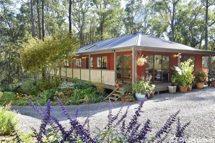 31 Lyrebird Avenue, East Warburton VIC 3799