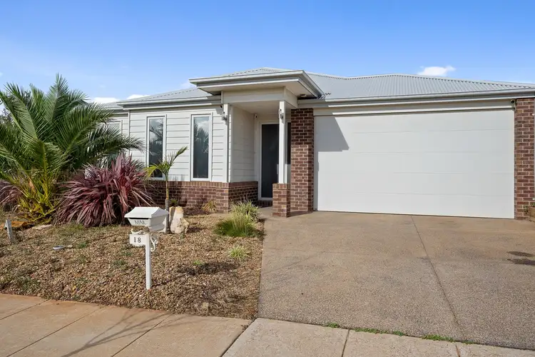 18 Porter Avenue, Maddingley VIC 3340