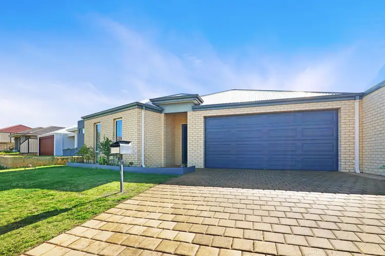7A La Mirada Avenue, Clarkson WA 6030