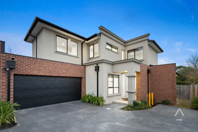 Third view of Homely townhouse listing, 2/10 Parkhill Drive, Ashwood VIC 3147