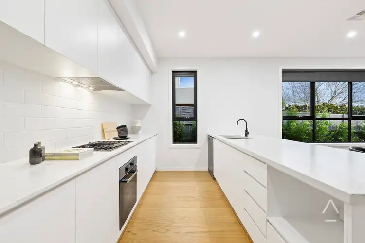 Fifth view of Homely townhouse listing, 2/10 Parkhill Drive, Ashwood VIC 3147