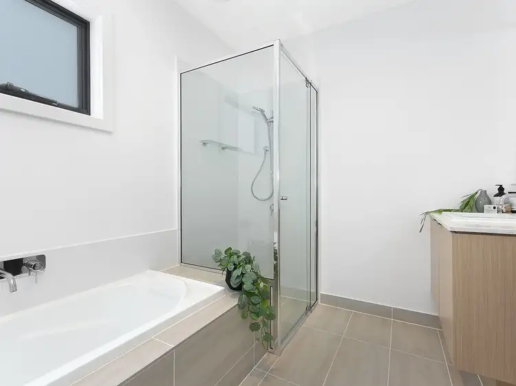 Sixth view of Homely townhouse listing, 1/4-6 Hazel Street, Belmont VIC 3216