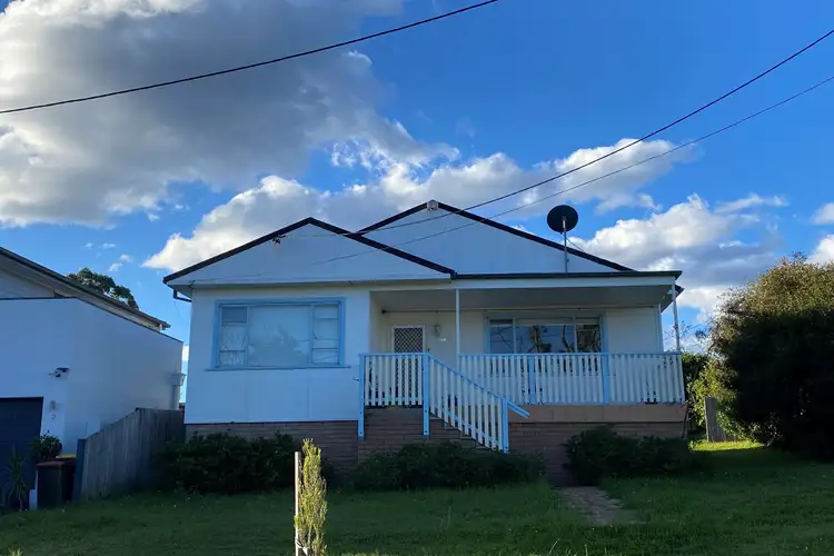 107 Somerville Road, Hornsby Heights NSW 2077