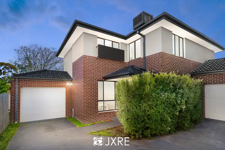 2/33 Kionga Street, Clayton VIC 3168