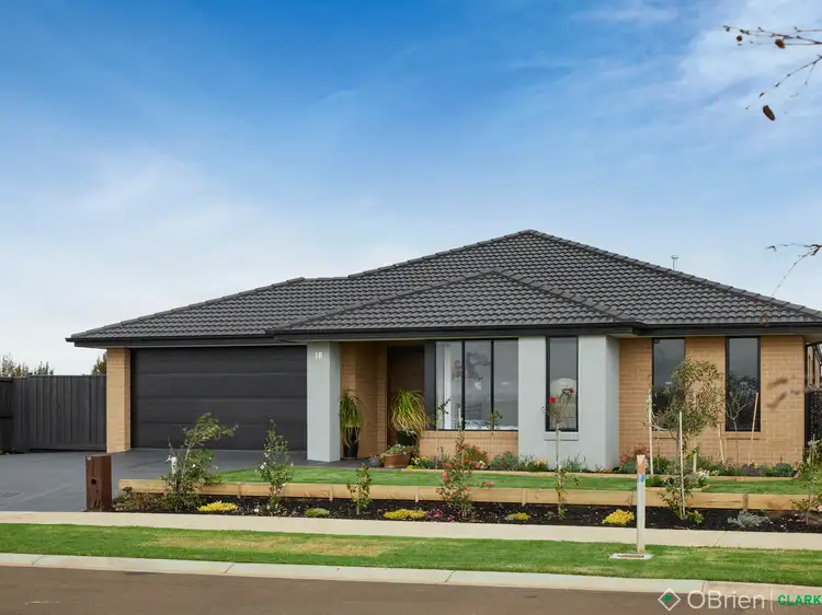 18 Bexley Boulevard, Drouin VIC 3818