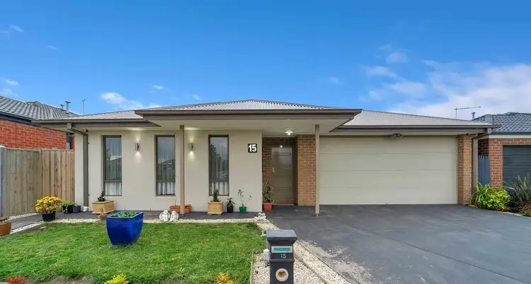 15 Arlington Park Parade, Mickleham VIC 3064