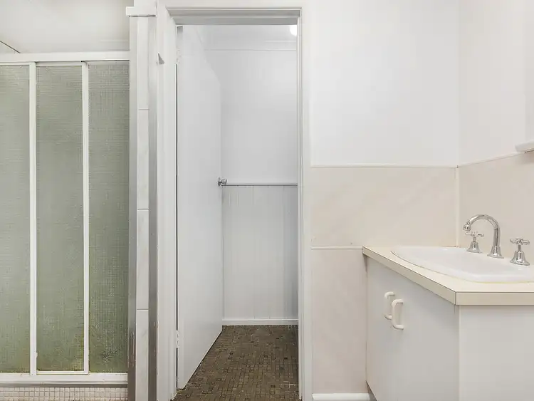 Sixth view of Homely unit listing, 2/3 Lancaster Avenue, Newcomb VIC 3219