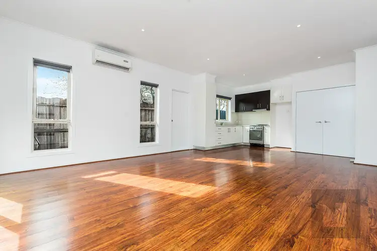 Third view of Homely unit listing, 4/17 Lowe Crescent, Sunshine VIC 3020