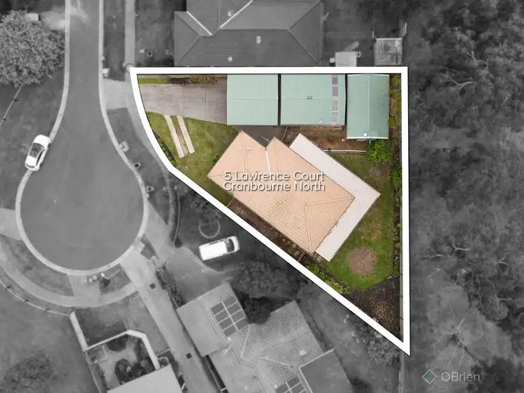 Second view of Homely house listing, 5 Lawrence Court, Cranbourne North VIC 3977