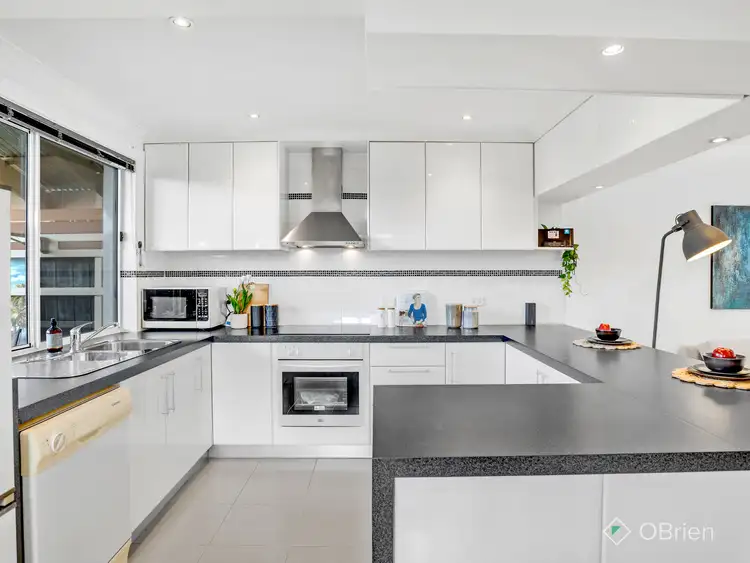 Fifth view of Homely house listing, 3/10 Broadway, Bonbeach VIC 3196