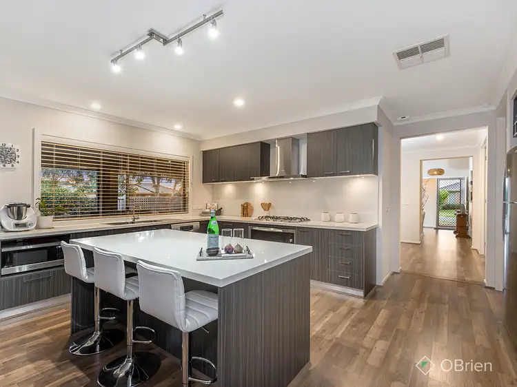 5 Eden Avenue, Skye VIC 3977