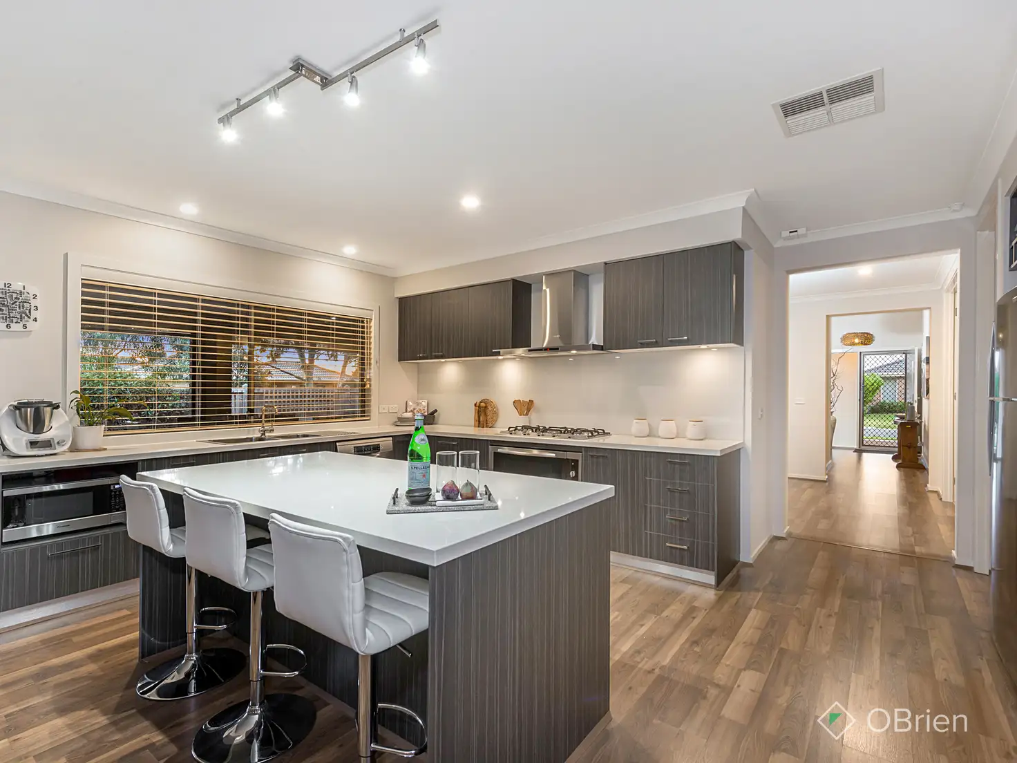 Main view of Homely house listing, 5 Eden Avenue, Skye VIC 3977