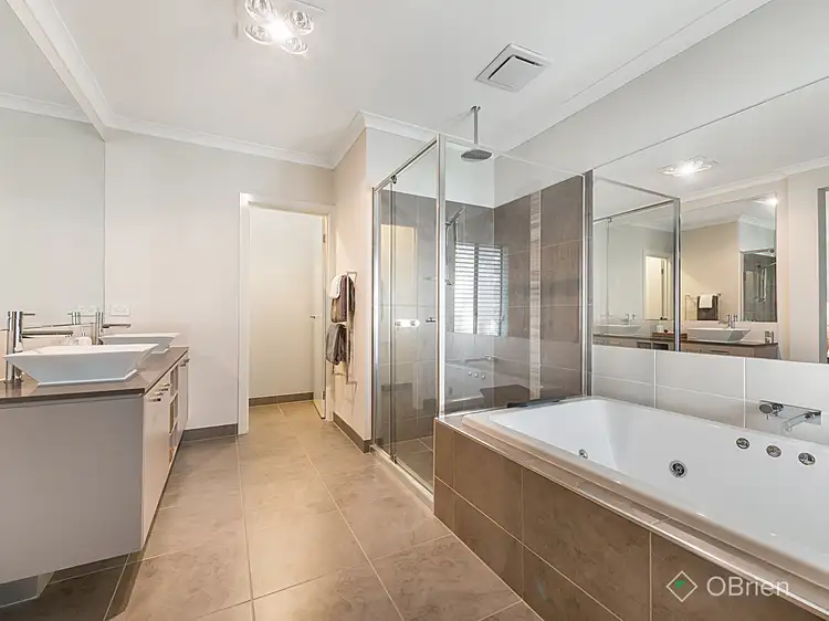Sixth view of Homely house listing, 5 Eden Avenue, Skye VIC 3977