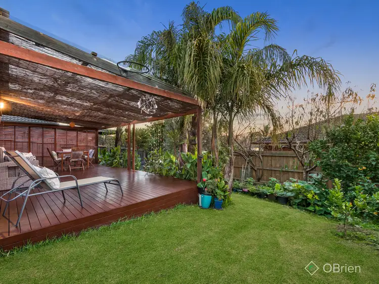 36 Triumph Way, Skye VIC 3977