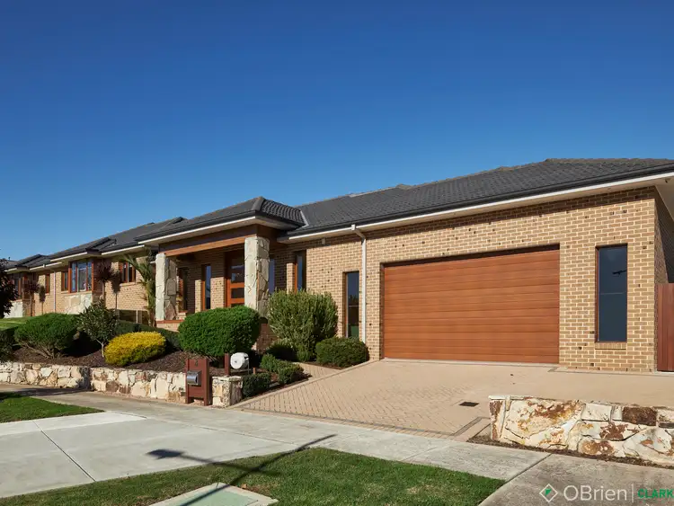 Second view of Homely house listing, 4 Finch Court, Drouin VIC 3818