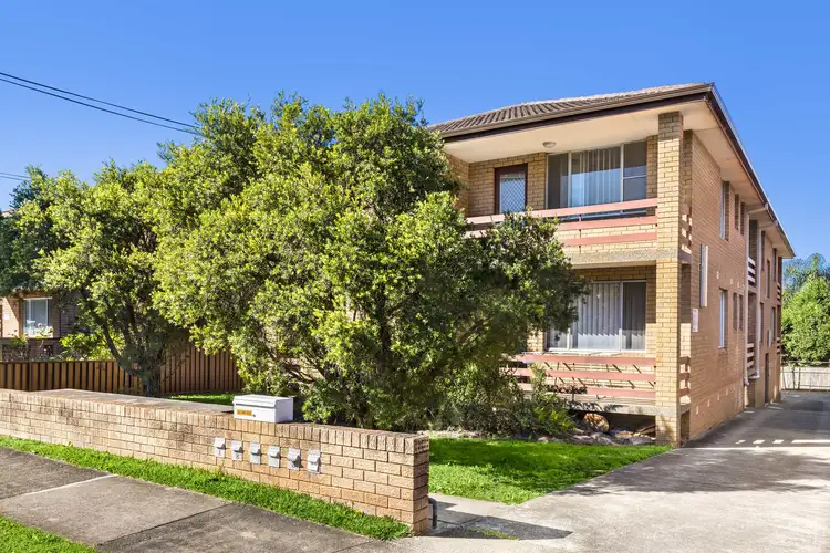 2/72 Phillip Street, Roselands NSW 2196