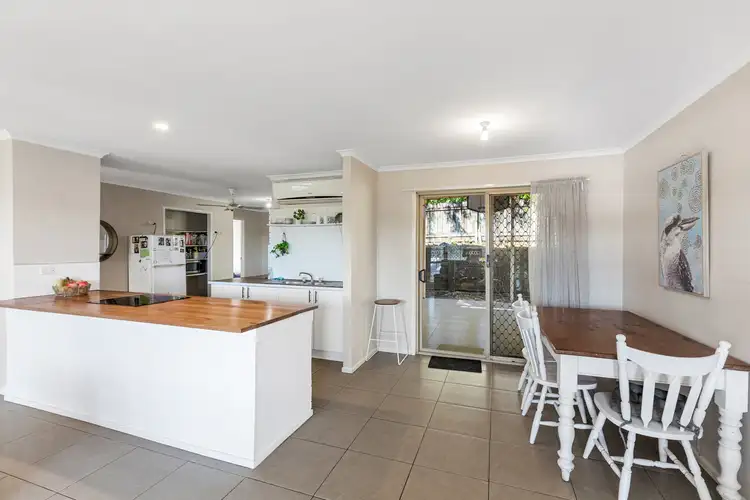 19 Commercial Road, Kuluin QLD 4558