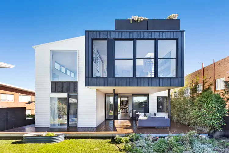 9 Lodge Lane, Freshwater NSW 2096