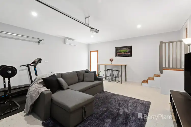 Fifth view of Homely house listing, 2 Robyns Way, Montrose VIC 3765