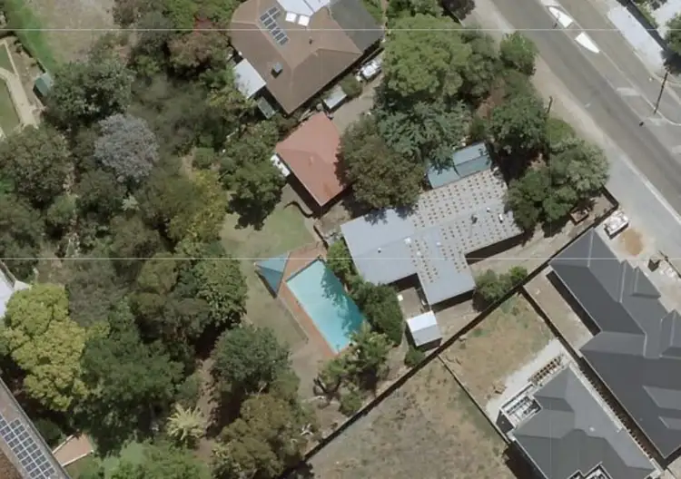 12 McLaren Street, Torrens Park SA 5062