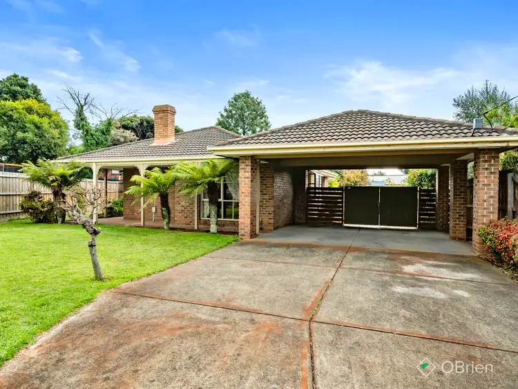6 Alicia Court, Frankston VIC 3199