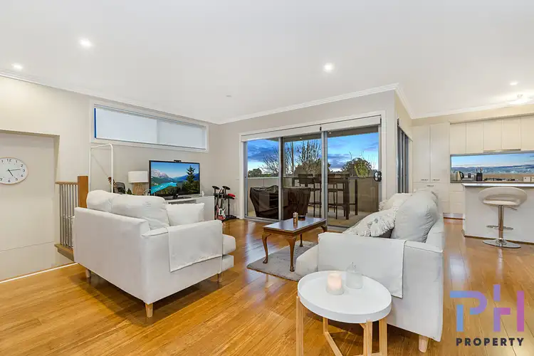 Second view of Homely house listing, 2/28 Bayne Street, North Bendigo VIC 3550