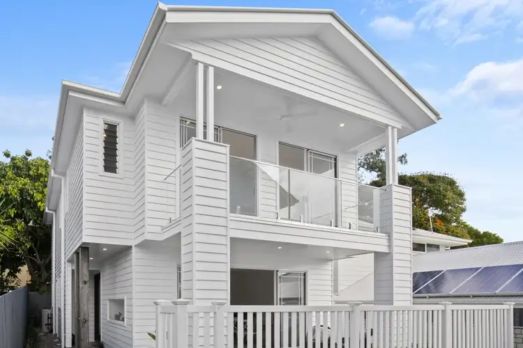 2/12 Walton Street, Southport QLD 4215